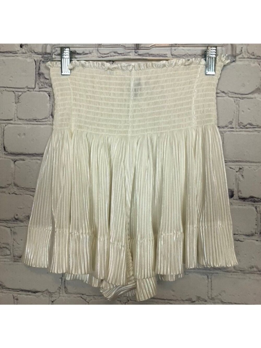 Queen Of Sparkles Swing Shorts Size S White Iridescent